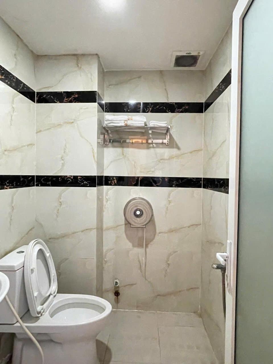 10H Hotel Хошимин Экстерьер фото